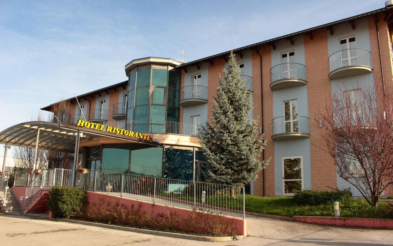 Bvh Hotel Bene Vagienna Exteriör bild