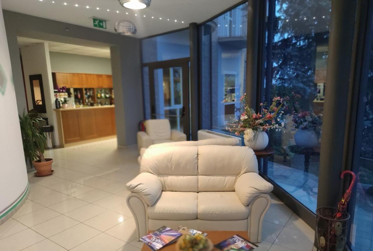 Bvh Hotel Bene Vagienna Exteriör bild