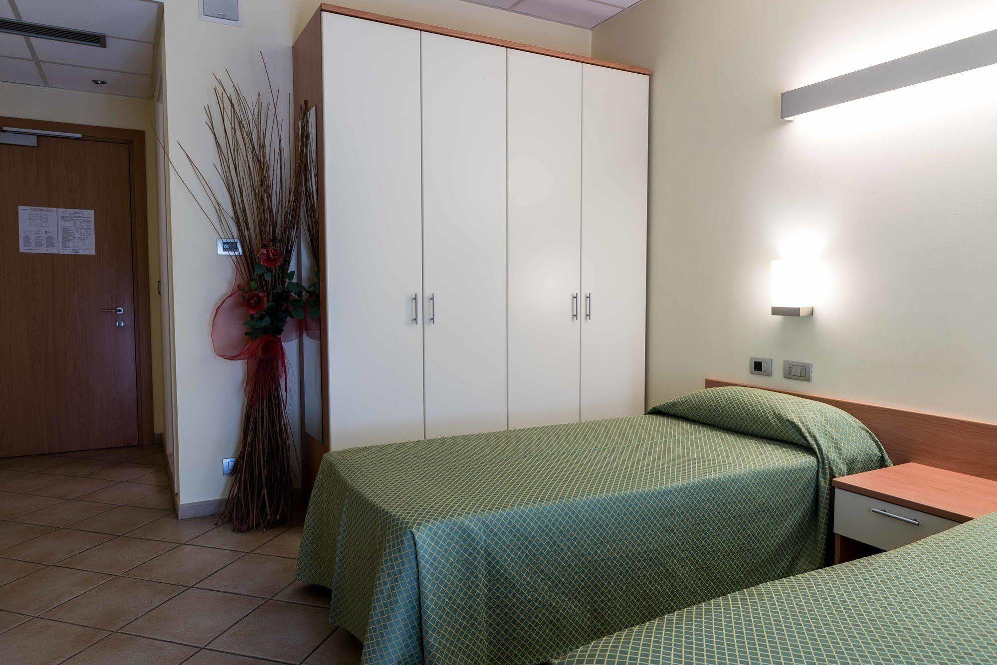 Bvh Hotel Bene Vagienna Exteriör bild