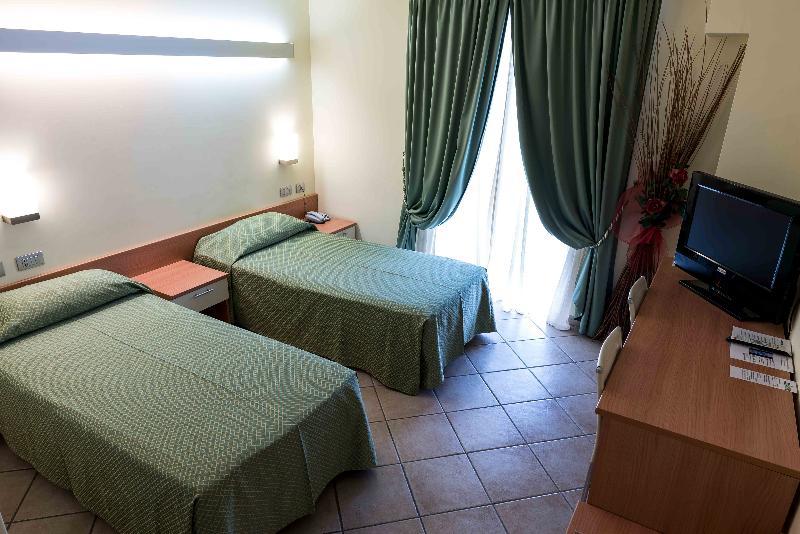 Bvh Hotel Bene Vagienna Exteriör bild